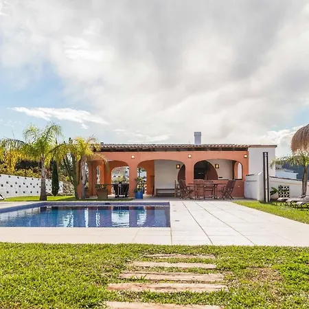 Paulina Villa Javea