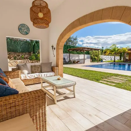 Paulina Villa Javea