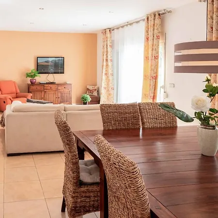 Paulina Villa Javea